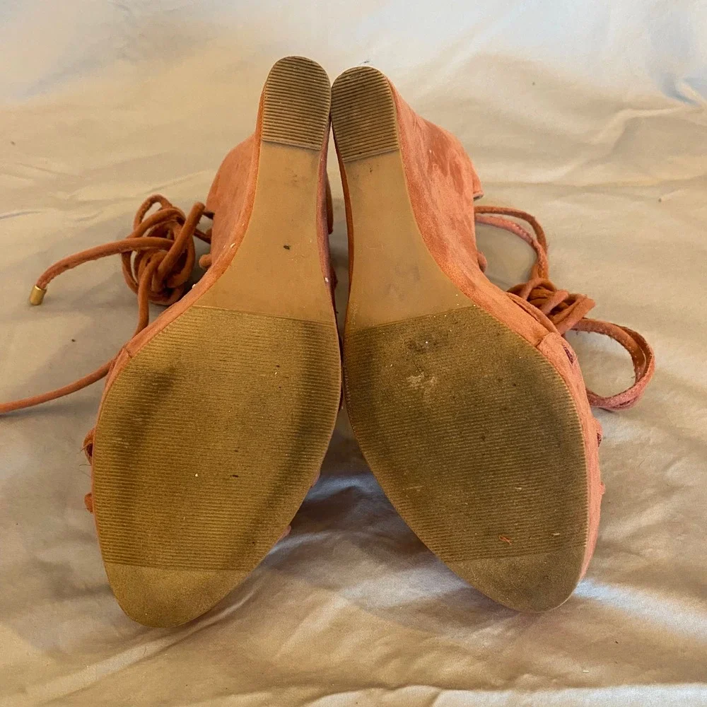 ILIANA Women's Coral Suede Lace Up Wedge Heels Size 10‎